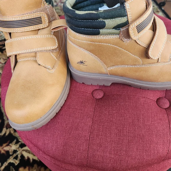 Boys waterproof boots - Picture 6 of 6